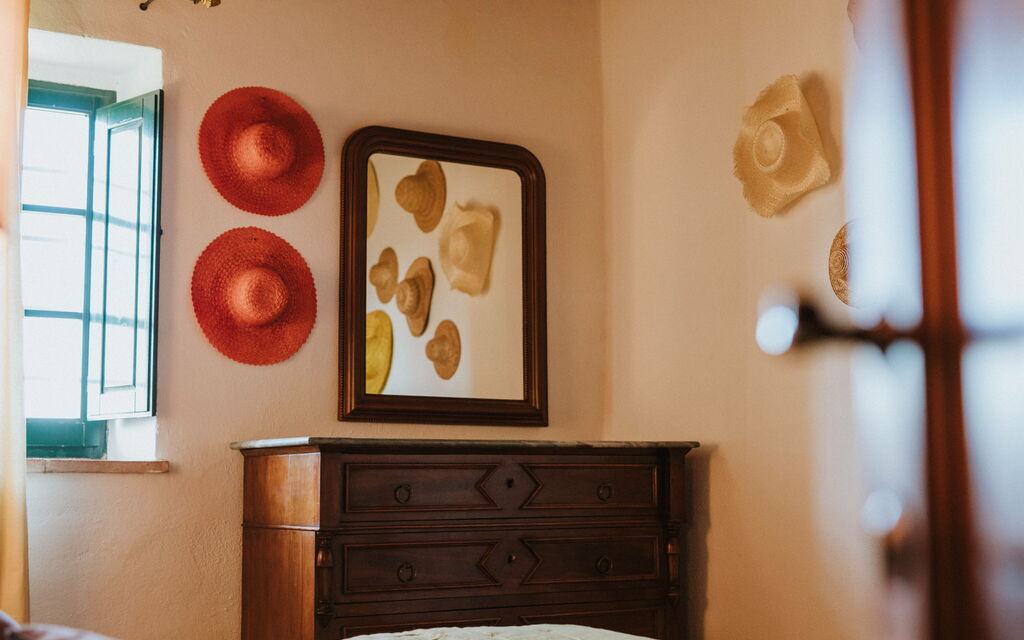 Agriturismo la Papessa - : agriturismo-la-papessa-chianti-san-donato-farmhouse-iride-bedroom