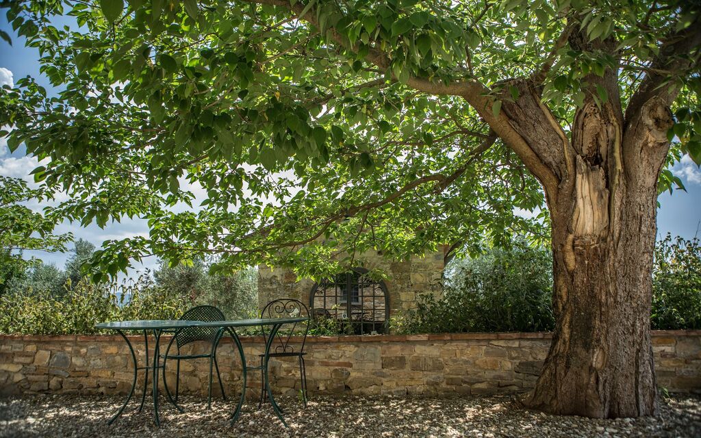 Agriturismo la Papessa: agriturismo-la-papessa-chianti-san-donato-farmhouse-external