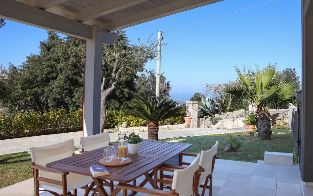 Villa Don Sante In Locorotondo Puglia: Autumn, Garden, Spring, Summer