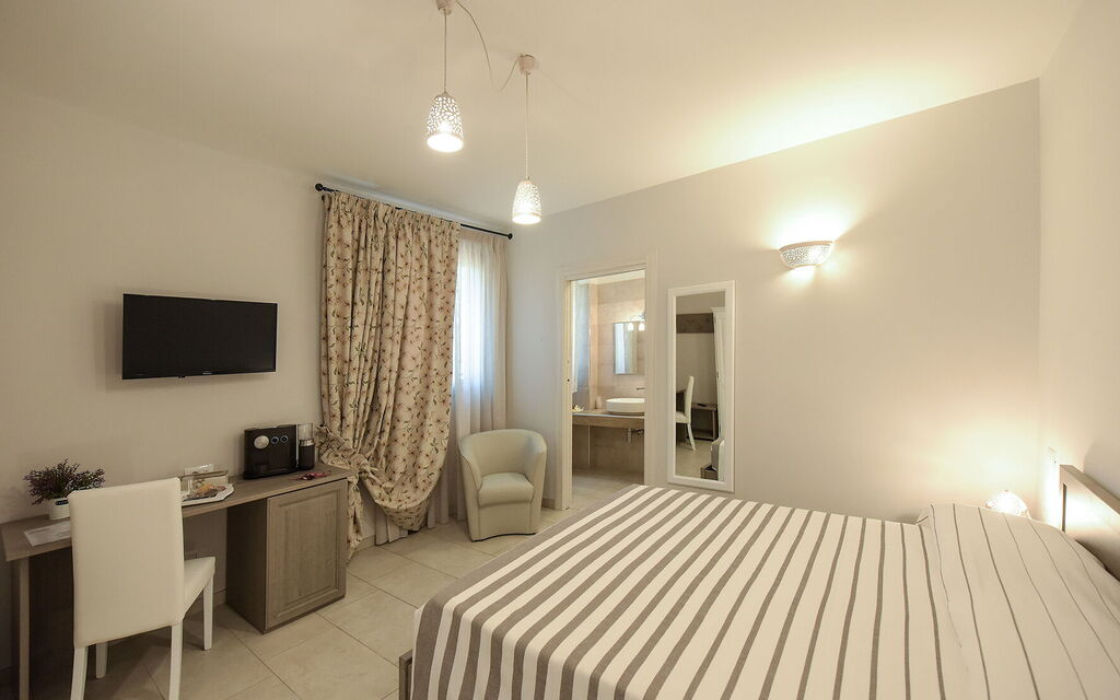 Villa Adriatica Near Ostuni Puglia: Autumn, Bedroom, Spring, Summer