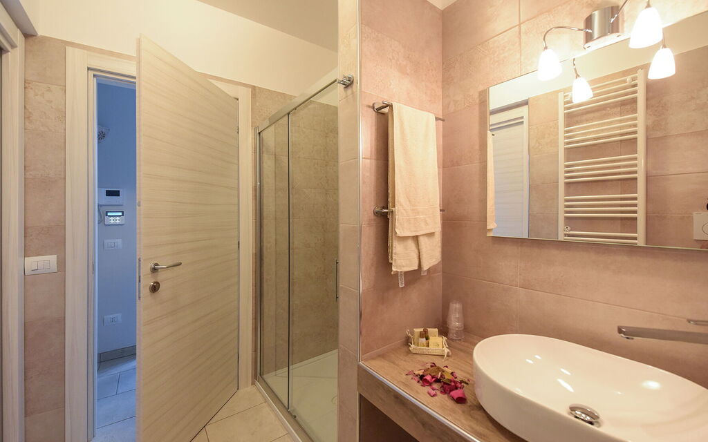 Villa Adriatica Near Ostuni Puglia: Autumn, Bathroom, Spring, Summer