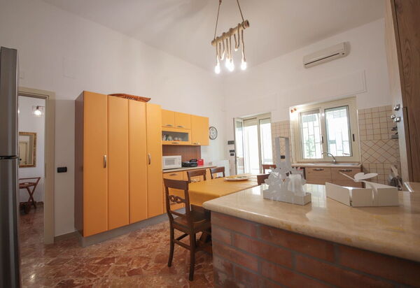 Villa Azzurra Seaview In Monopoli, Puglia: Autunno, Cucina, Estate, Primavera