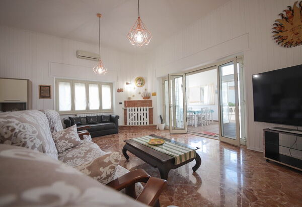 Villa Azzurra Seaview In Monopoli, Puglia: Autunno, Estate, Primavera, Soggiorno