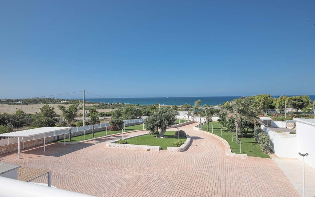 Villa Azzurra Seaview In Monopoli, Puglia: Autunno, Estate, Primavera