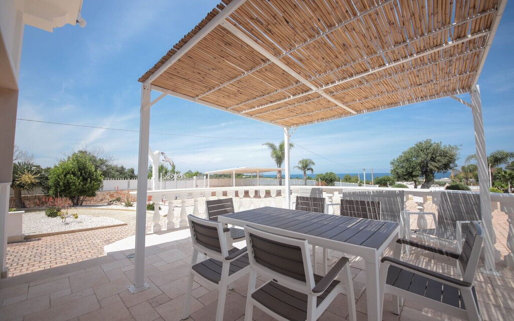 Villa Azzurra Seaview In Monopoli, Puglia: Giardino