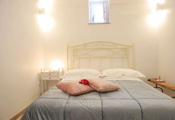 Country Trullo Rosso With Jacuzzi Alberobello: Autunno, Camera da letto, Estate, Primavera