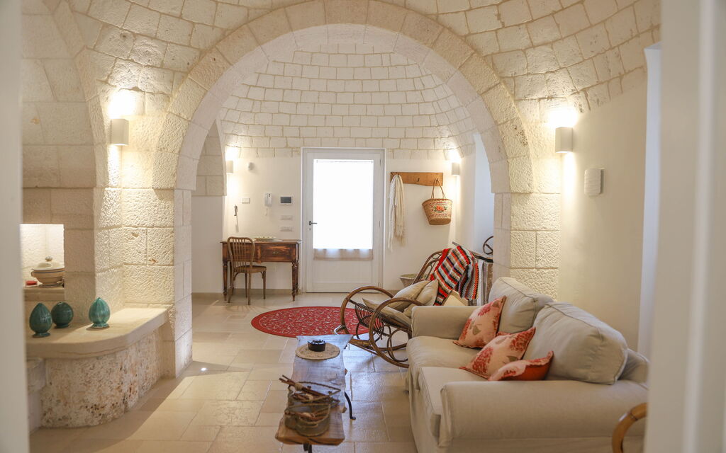 Country Trullo Rosso With Jacuzzi Alberobello: Autumn, Living Room, Spring, Summer