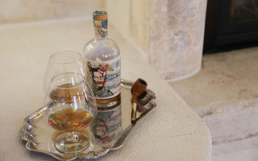 Country Trullo Rosso With Jacuzzi Alberobello: Autumn, Spring, Summer