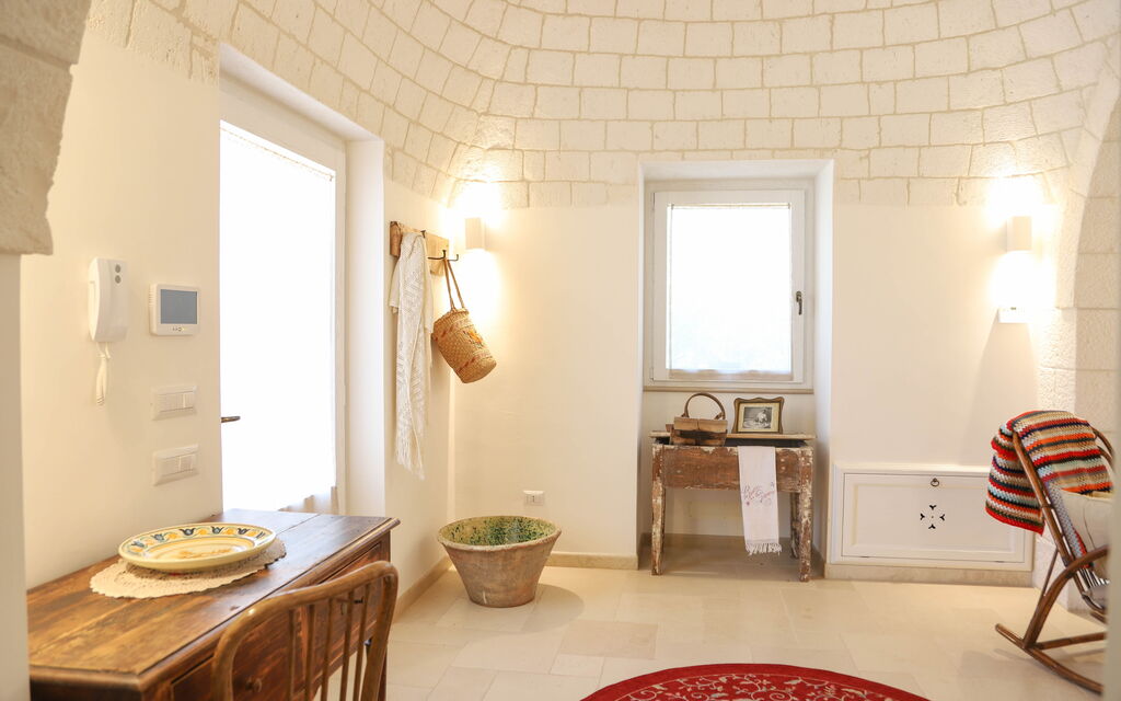 Country Trullo Rosso With Jacuzzi Alberobello: Autumn, Living Room, Spring, Summer
