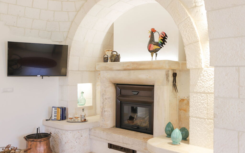 Country Trullo Rosso With Jacuzzi Alberobello: Autumn, Living Room, Spring, Summer