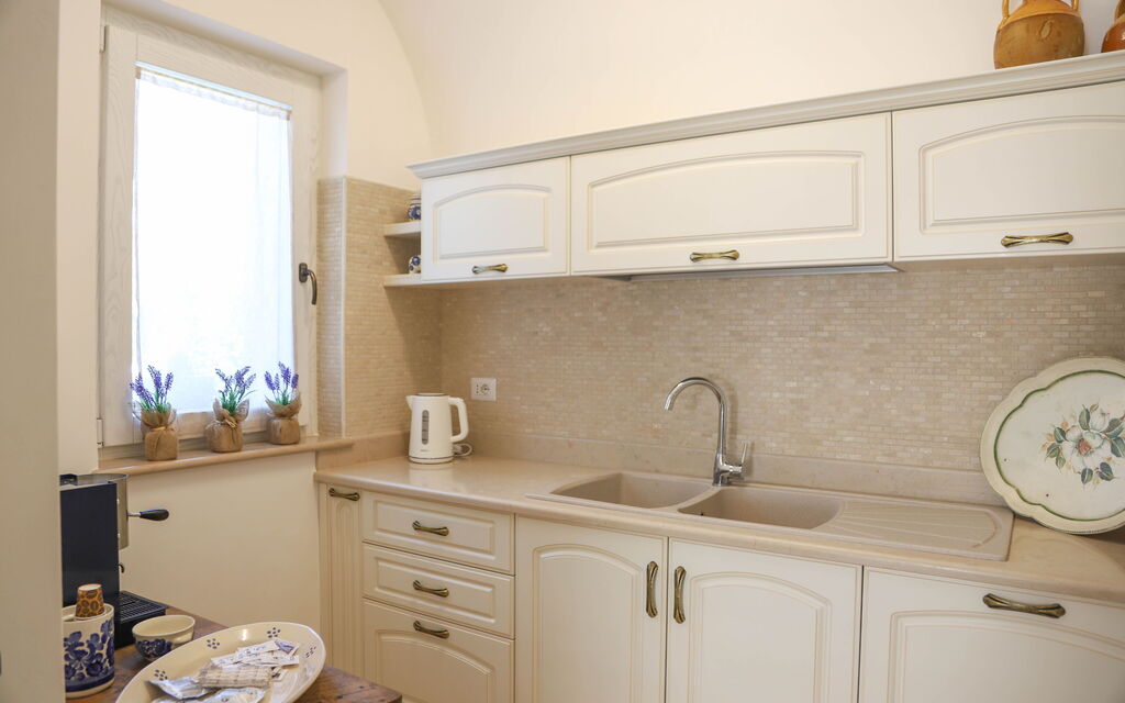 Country Trullo Rosso With Jacuzzi Alberobello: Autumn, Kitchen, Spring, Summer