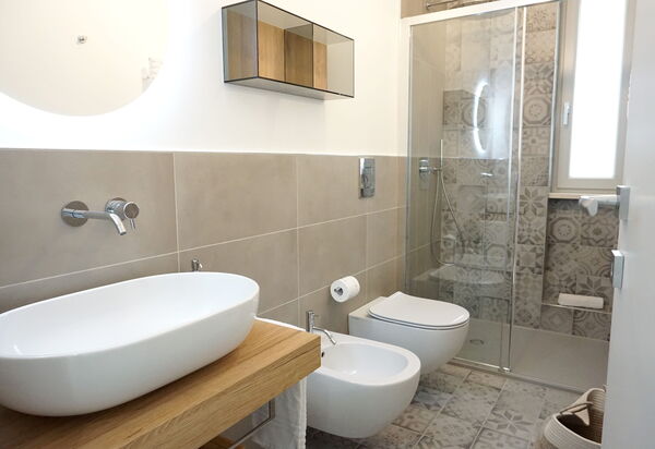 Apartments In Villa Selva, Locorotondo, Puglia: Autumn, Bathroom, Spring, Summer