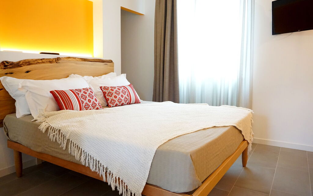 Apartments In Villa Selva, Locorotondo, Puglia - : Autunno, Camera da letto, Estate, Primavera