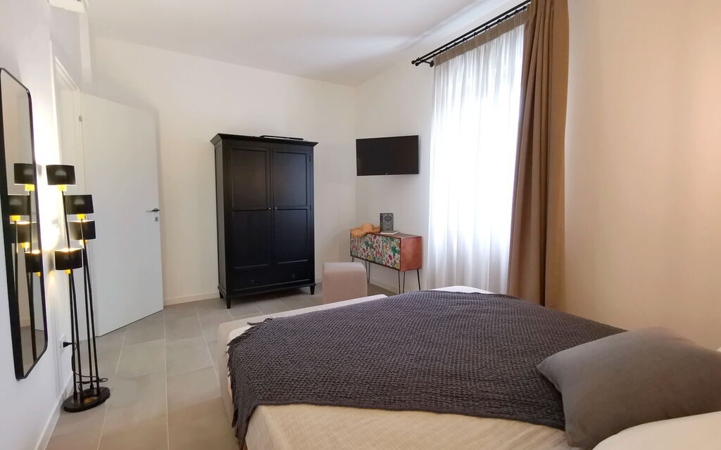 Apartments In Villa Selva, Locorotondo, Puglia - : Autumn, Bedroom, Spring, Summer