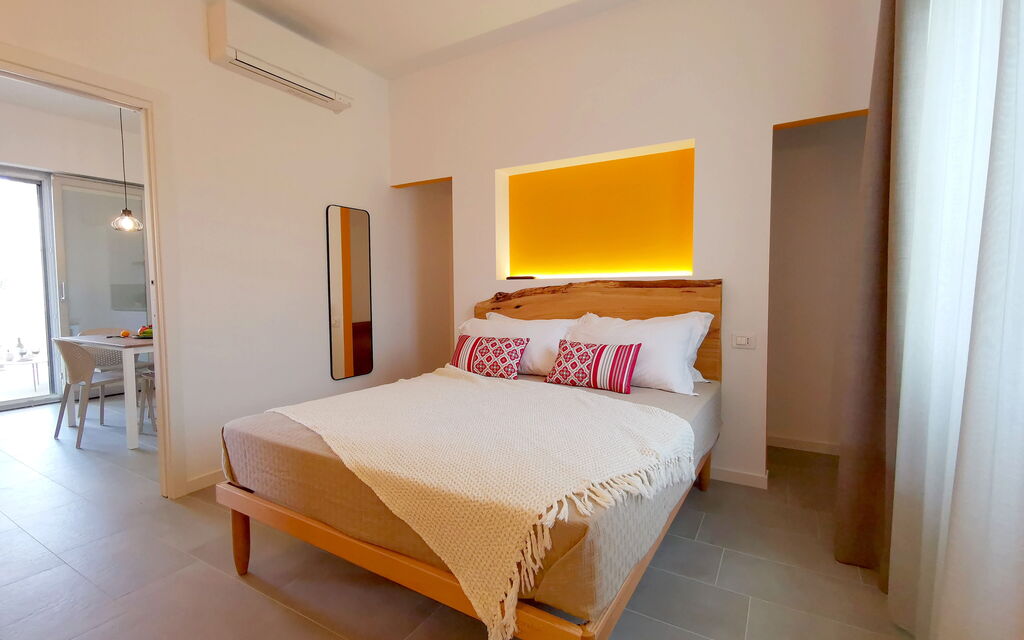 Apartments In Villa Selva, Locorotondo, Puglia - : Autunno, Camera da letto, Estate, Primavera