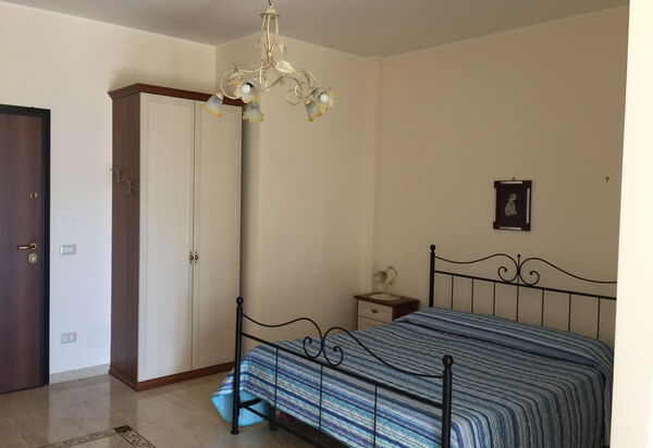 Etna View Holiday House In Catania: etna-view-holiday-house-1-trecastagni-catania-multiproprieta-camera-da-letto