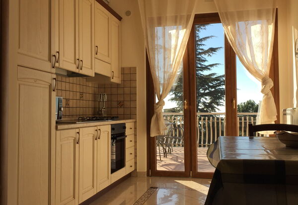 Etna View Holiday House In Catania: etna-view-holiday-house-1-trecastagni-catania-multiproprieta-cucina
