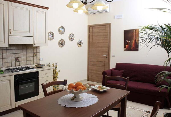 Etna View Holiday House In Catania: etna-view-holiday-house-2-trecastagni-catania-multiproprieta-cucina