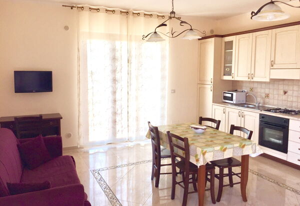 Etna View Holiday House In Catania: etna-view-holiday-house-2-trecastagni-catania-multiproprieta-soggiorno