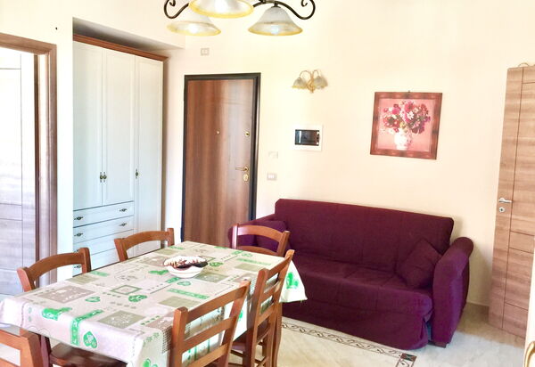 Etna View Holiday House In Catania: etna-view-holiday-house-3-trecastagni-catania-multiproprieta-soggiorno