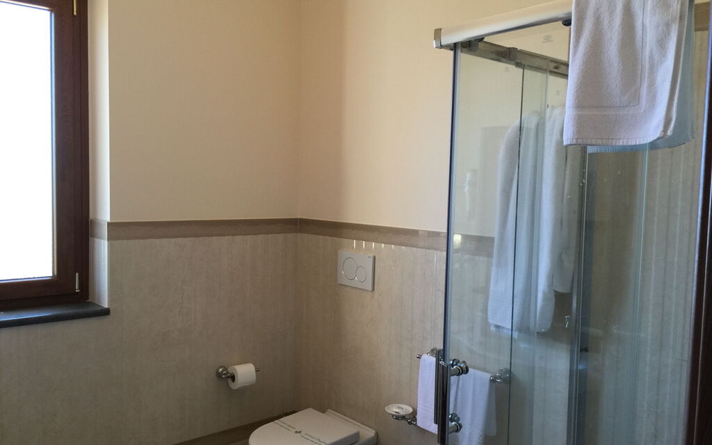 Etna View Holiday House In Catania - : etna-view-holiday-house-2-trecastagni-catania-multyproperty-bathroom