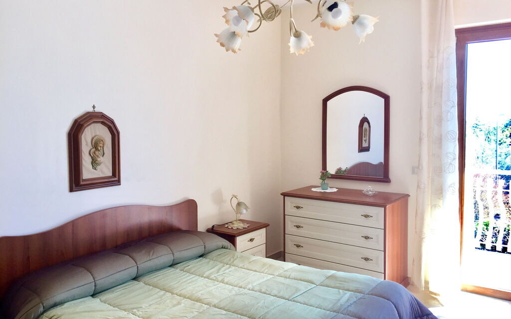 Etna View Holiday House In Catania - : etna-view-holiday-house-2-trecastagni-catania-multyproperty-bedroom