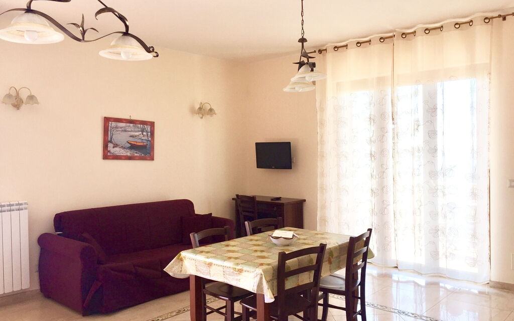 Etna View Holiday House In Catania - : etna-view-holiday-house-2-trecastagni-catania-multyproperty-living-room