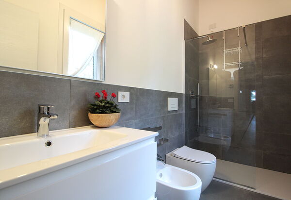 Casa Delle Eriche, Colli Euganei, Pool, Wifi: Autumn, Bathroom, Spring, Summer