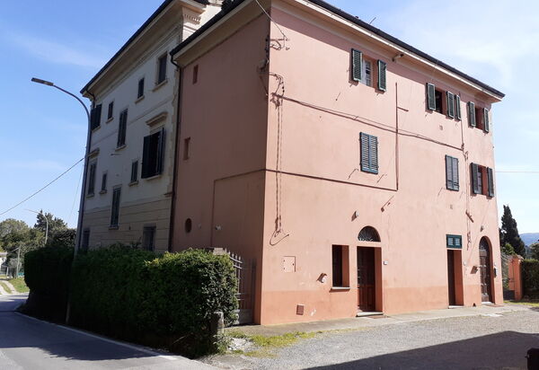 Ely Apartment In Villa, Wifi, Terricciola, Pisa: Autunno, Entrata Principale, Estate, Primavera