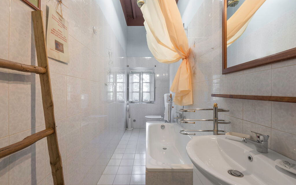 Ely Apartment In Villa, Wifi, Terricciola, Pisa: Autunno, Bagno, Estate, Primavera
