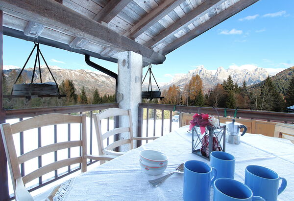 Baita Mountain View Pale San Martino: Autumn, Spring, Summer