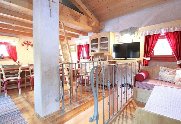 Baita Mountain View Pale San Martino: Autumn, Living Room, Spring, Summer