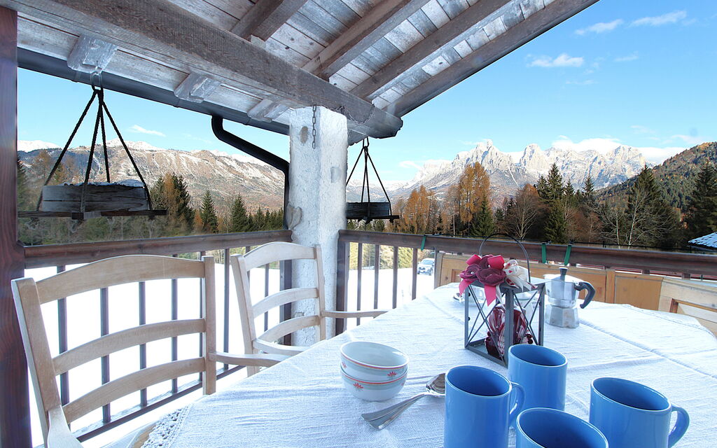 Baita Mountain View Pale San Martino: Balcony / Terrace / Patio