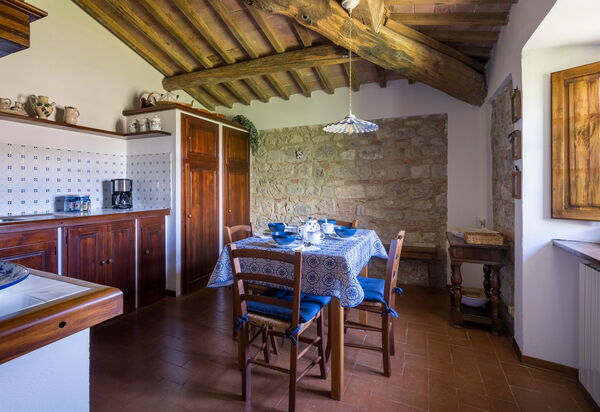 La Palazzina, Ville Di Corsano, Home And Pool: Autunno, Cucina, Estate, Primavera