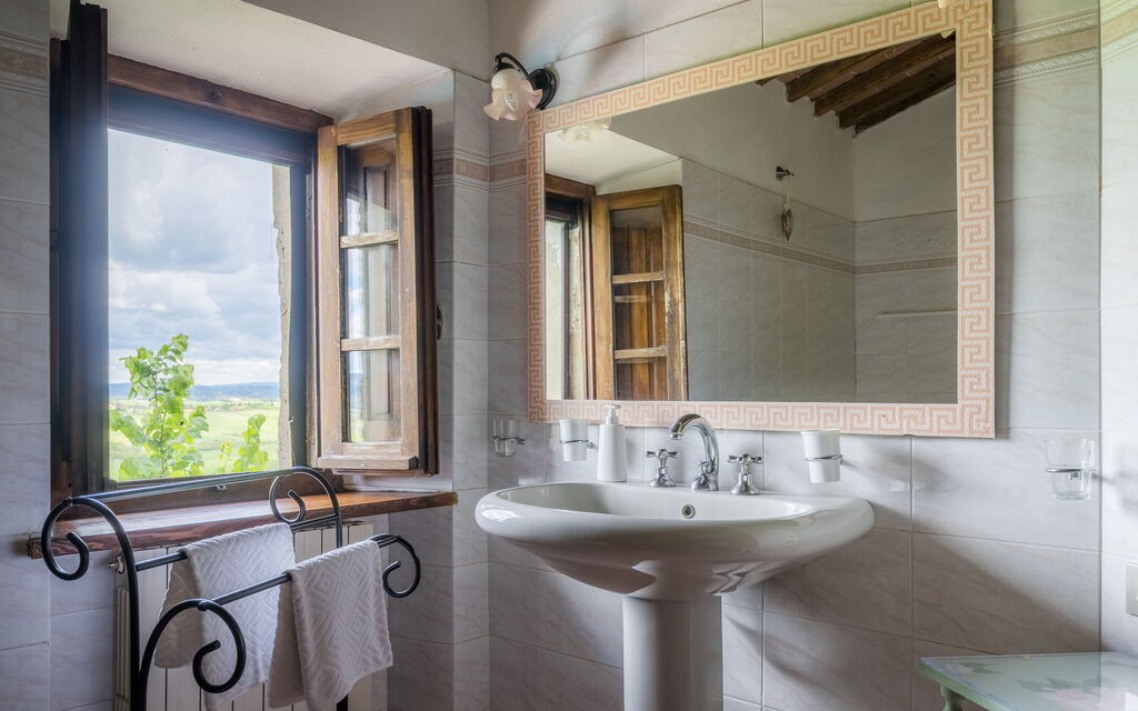 La Palazzina, Ville Di Corsano, Home And Pool: Autunno, Bagno, Estate, Primavera