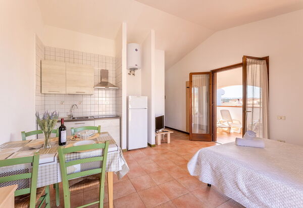 Casa Pavoncelle Apartments In Gallura: Autunno, Camera da letto, Cucina, Estate, Primavera