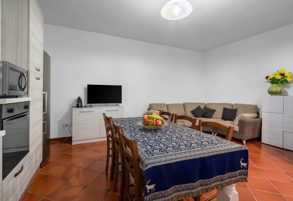 Borgo House In Florentine Hills With Pool: Autunno, Cucina, Estate, Primavera