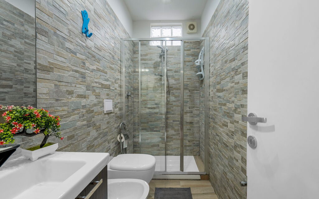 Borgo House In Florentine Hills With Pool: Autunno, Bagno, Estate, Primavera