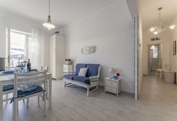 Casa Liliana Ac, Wifi, Forte Dei Marmi: Autumn, Kitchen, Living Room, Spring, Summer