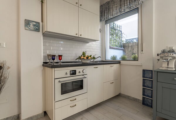 Casa Liliana Ac, Wifi, Forte Dei Marmi: Autumn, Kitchen, Living Room, Spring, Summer