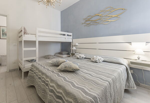 Casa Liliana Ac, Wifi, Forte Dei Marmi: Autumn, Bedroom, Spring, Summer