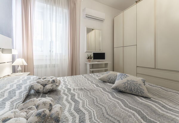 Casa Liliana Ac, Wifi, Forte Dei Marmi: Autumn, Bedroom, Spring, Summer
