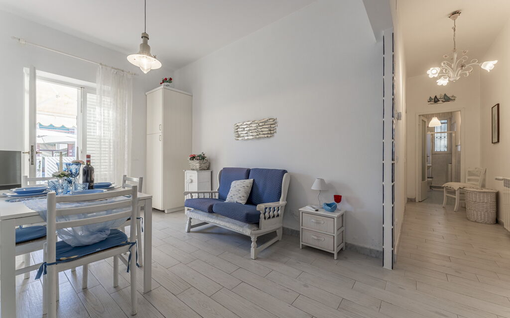 Casa Liliana Ac, Wifi, Forte Dei Marmi: Autumn, Kitchen, Living Room, Spring, Summer