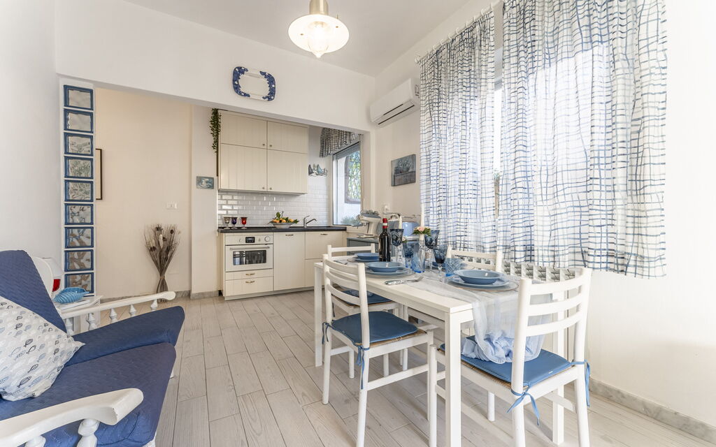 Casa Liliana Ac, Wifi, Forte Dei Marmi: Autumn, Kitchen, Living Room, Spring, Summer