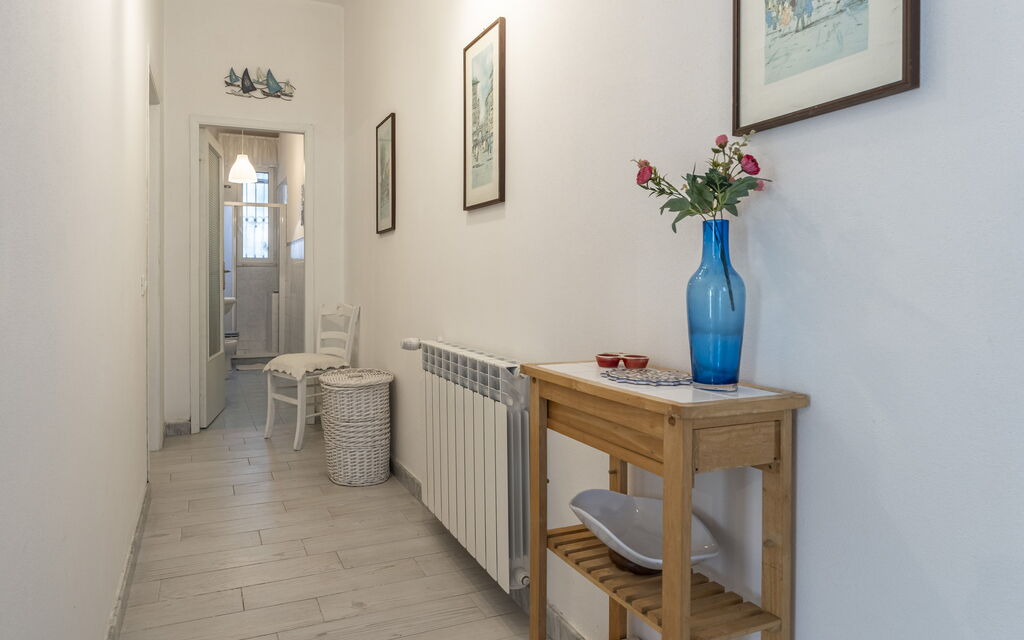 Casa Liliana Ac, Wifi, Forte Dei Marmi: Autumn, Other Room, Spring, Summer