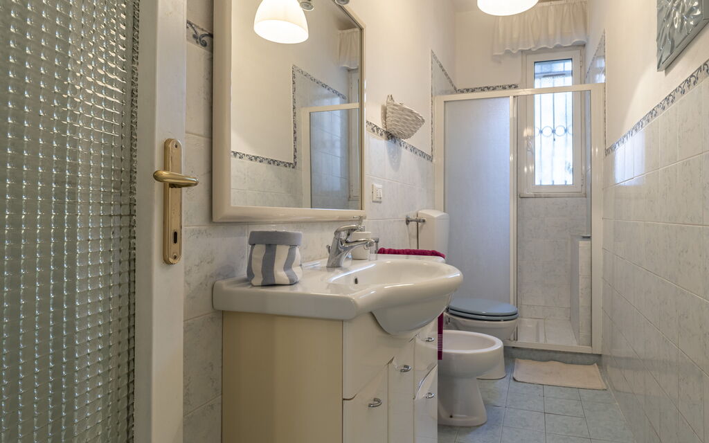 Casa Liliana Ac, Wifi, Forte Dei Marmi: Autumn, Bathroom, Spring, Summer