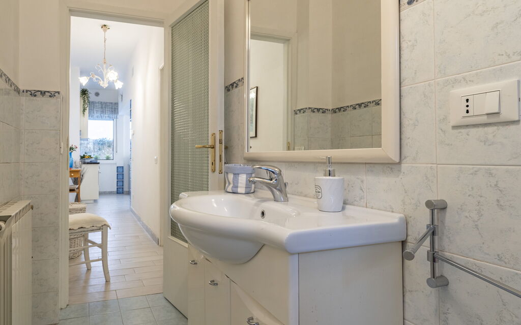 Casa Liliana Ac, Wifi, Forte Dei Marmi: Autumn, Bathroom, Spring, Summer