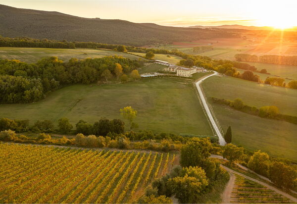 La Piazzetta, Borgo Campassini, Monteriggioni: Autumn, Scenic View, Spring, Summer