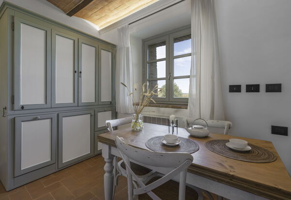 La Piazzetta, Borgo Campassini, Monteriggioni: Autumn, Kitchen, Spring, Summer