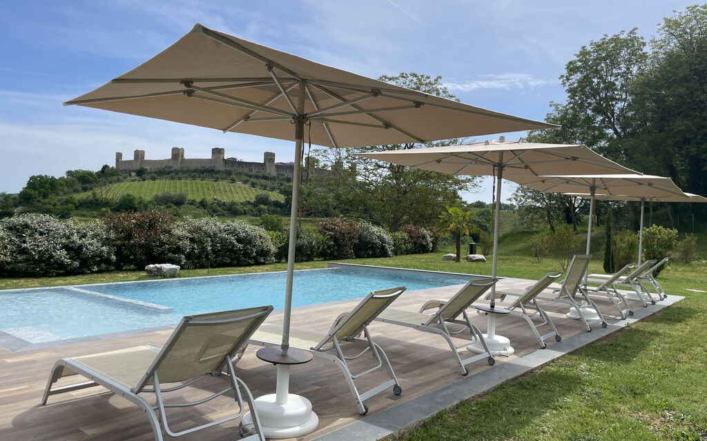 La Piazzetta, Borgo Campassini, Monteriggioni: Autumn, Pool, Spring, Summer